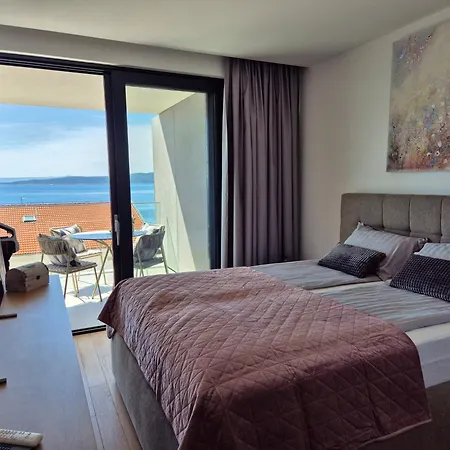 San - Garage Included Apartmán